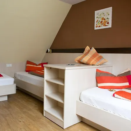 호텔 Landhuus Laurenz 그로나우